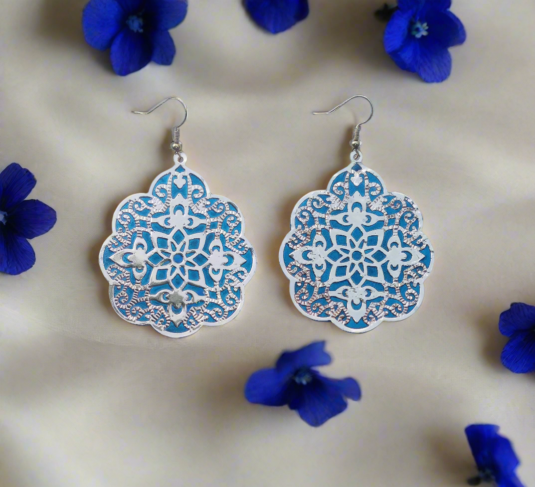 ΔRTISTΔ - Metallic Mandala Earrings