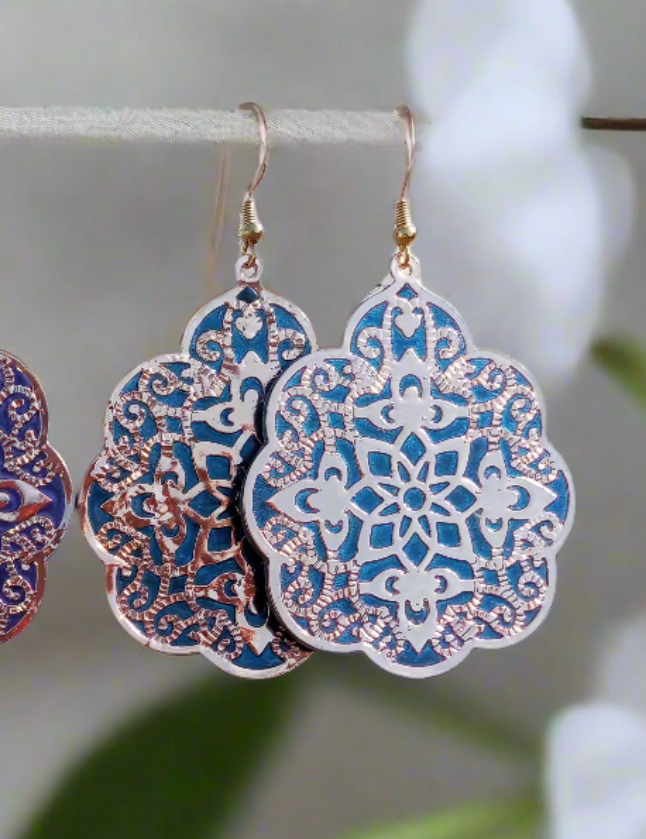 ΔRTISTΔ - Metallic Mandala Earrings