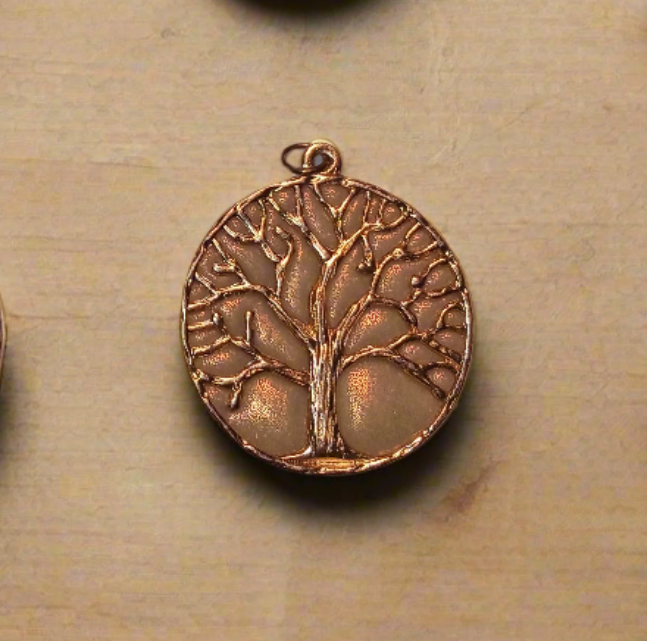 ΔRTISTΔ - Tree of Life Pendant