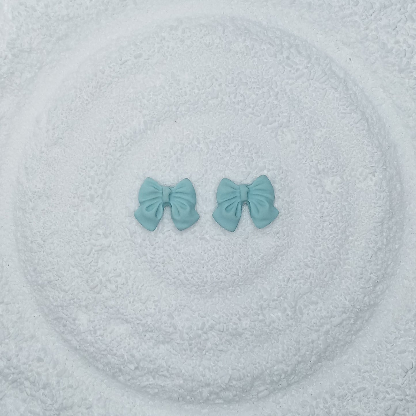 ΔRTISTΔ - Bows So Sweet Stud Earrings