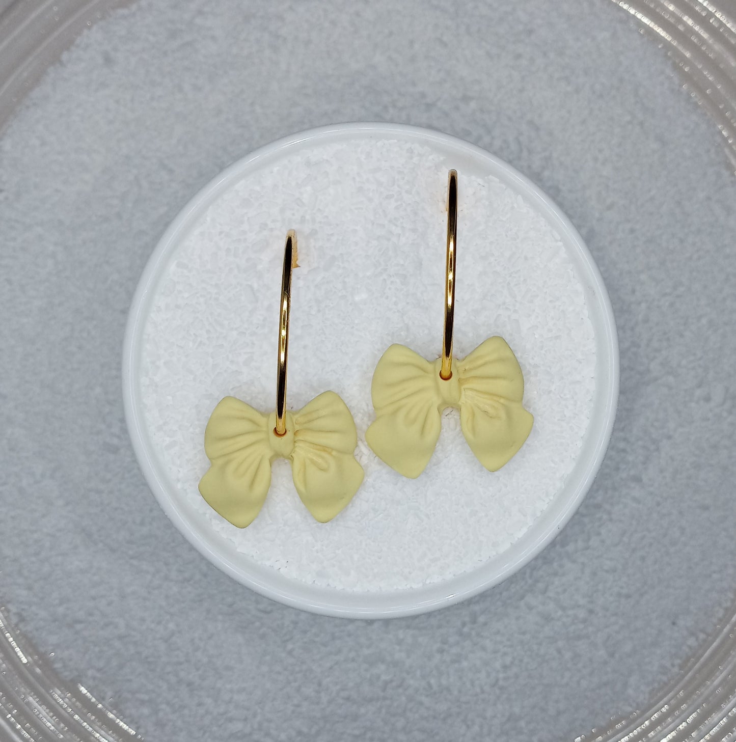 ΔRTISTΔ - Bows So Sweet Hoop Earrings