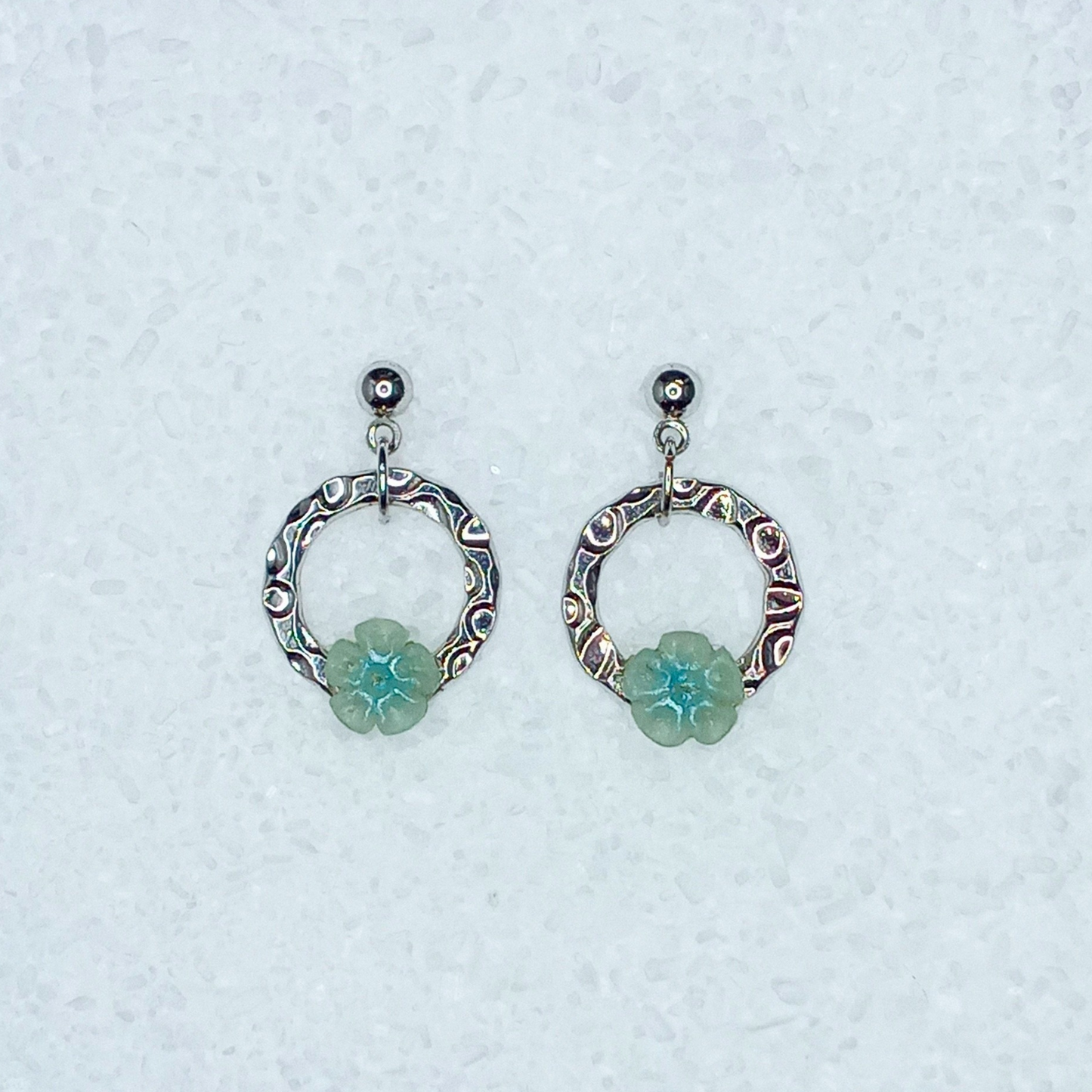 *NEW* ΔRTISTΔ - Petite Petals Earrings