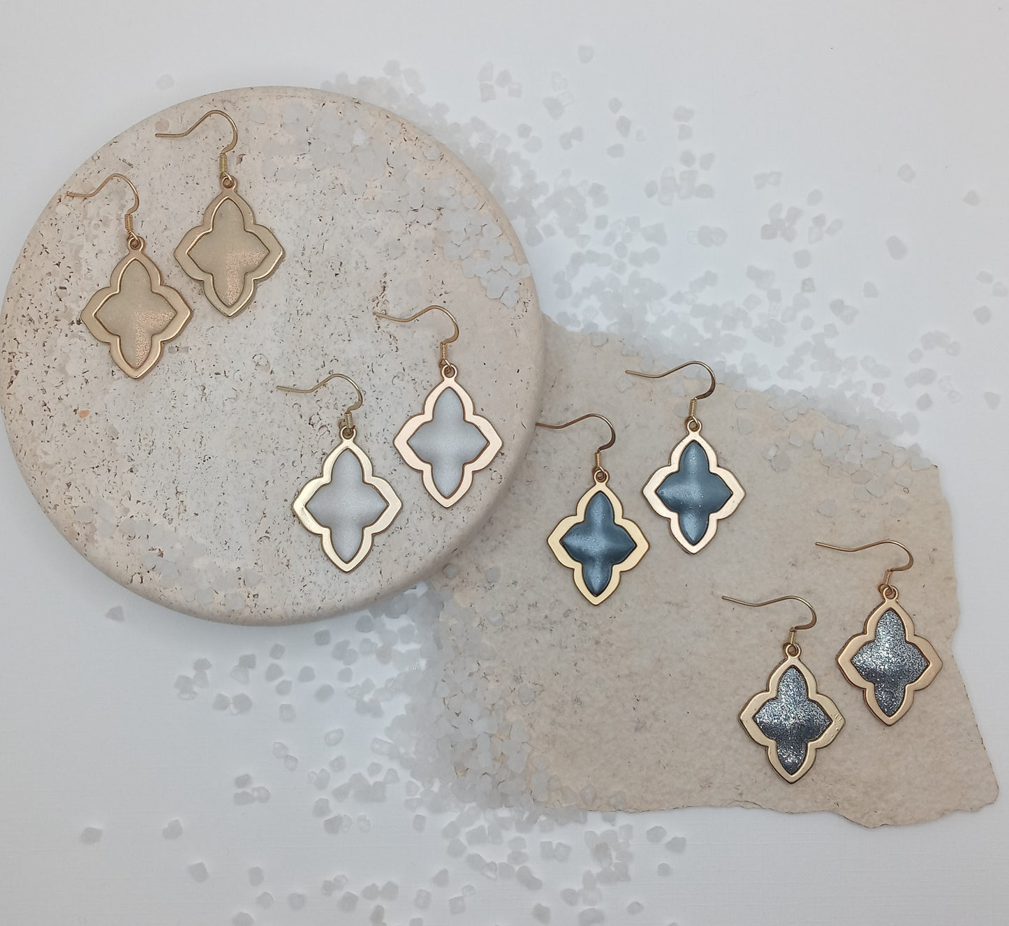 ΔRTISTΔ - Flowers of Hope Earrings
