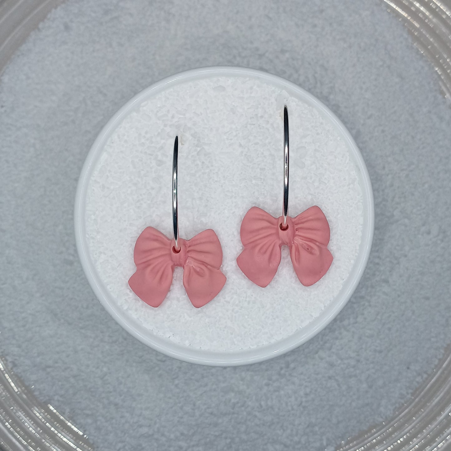 ΔRTISTΔ - Bows So Sweet Hoop Earrings