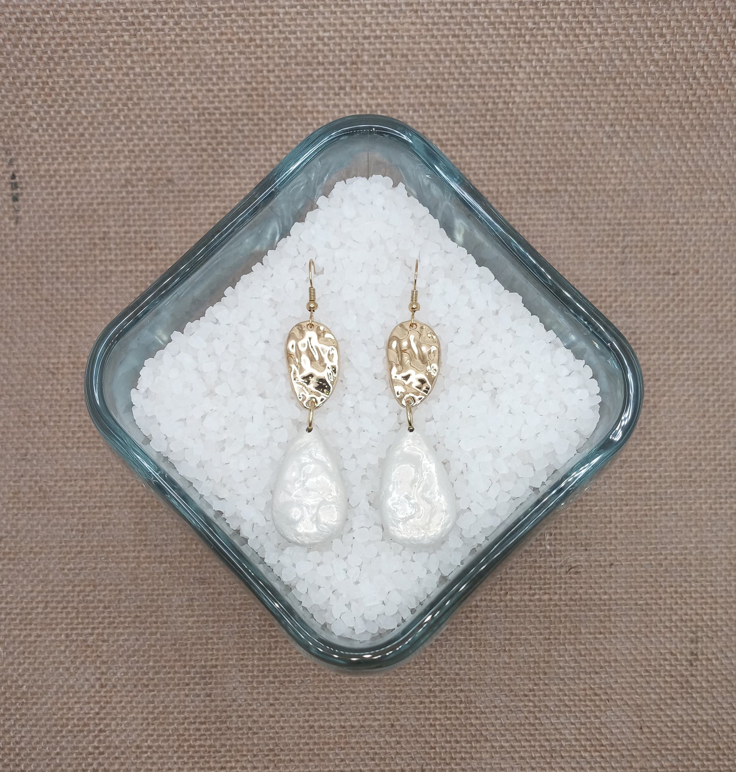 ΔRTISTΔ - Baroque Bold Pearl Earrings