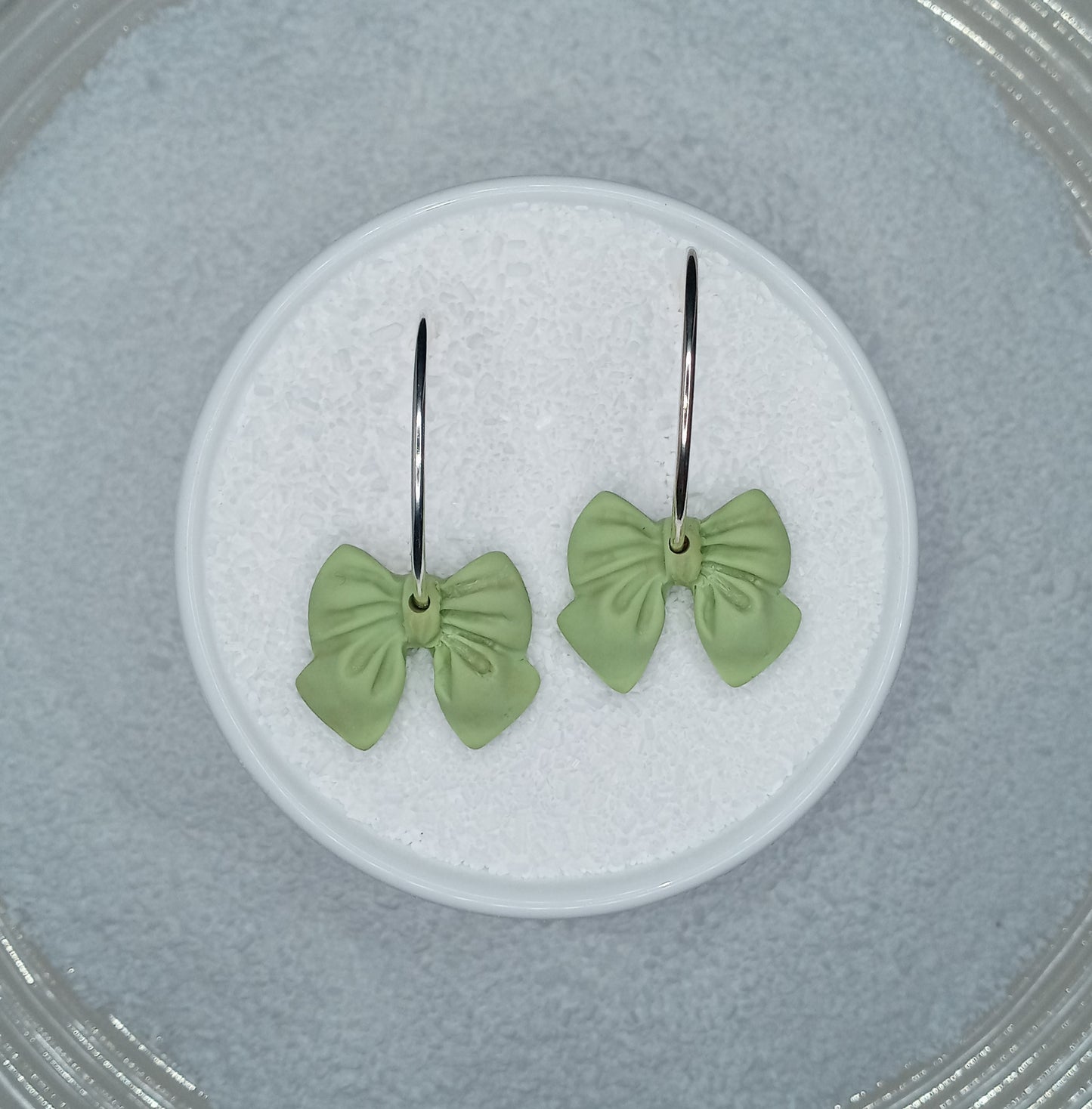 ΔRTISTΔ - Bows So Sweet Hoop Earrings