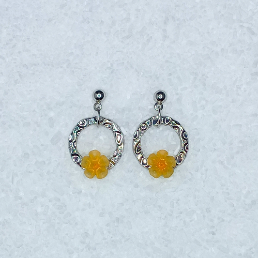 *NEW* ΔRTISTΔ - Petite Petals Earrings